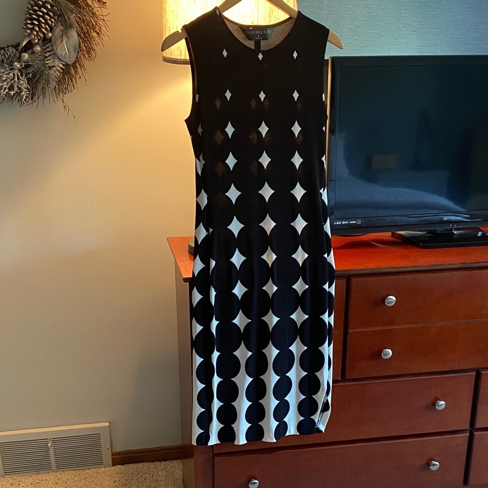 Norma Kamali Black and White Patterned Midi Dress